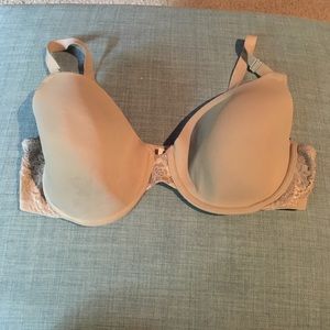 38 D Bra